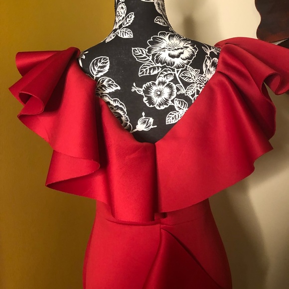 Red Formal Dress with Back detail and Billow Sleeves. Perfect for the New Year😉 - Picture 6 of 10